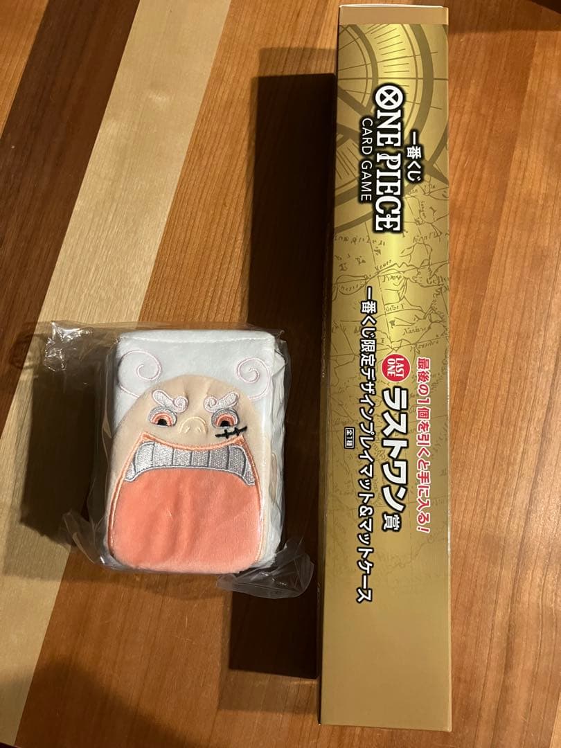 ワンピースカード一番くじ ラストワン賞、E賞 2点セット - メルカリ