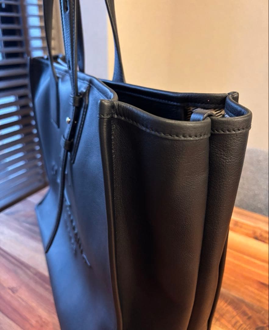 値下げ】Salvatore Ferragamo 1927 ブラックトートバッグ