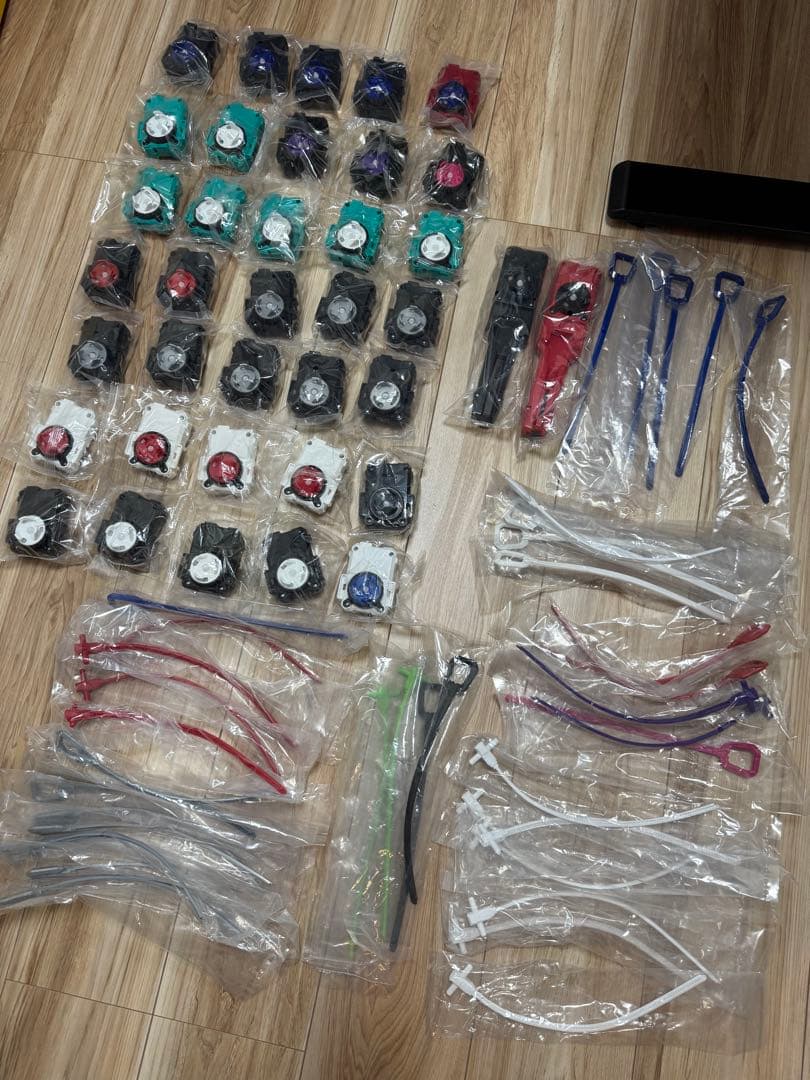 【37個セット】ベイブレードX ホールドランチャー　&ワインダーランチャー