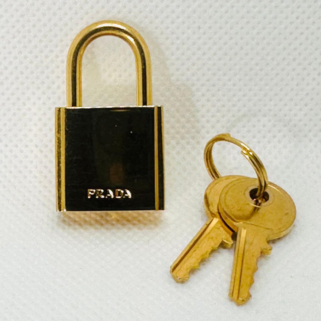 PRADA プラダ カデナ 南京錠 パドロック 鍵2本 ゴールド ロゴ刻印
