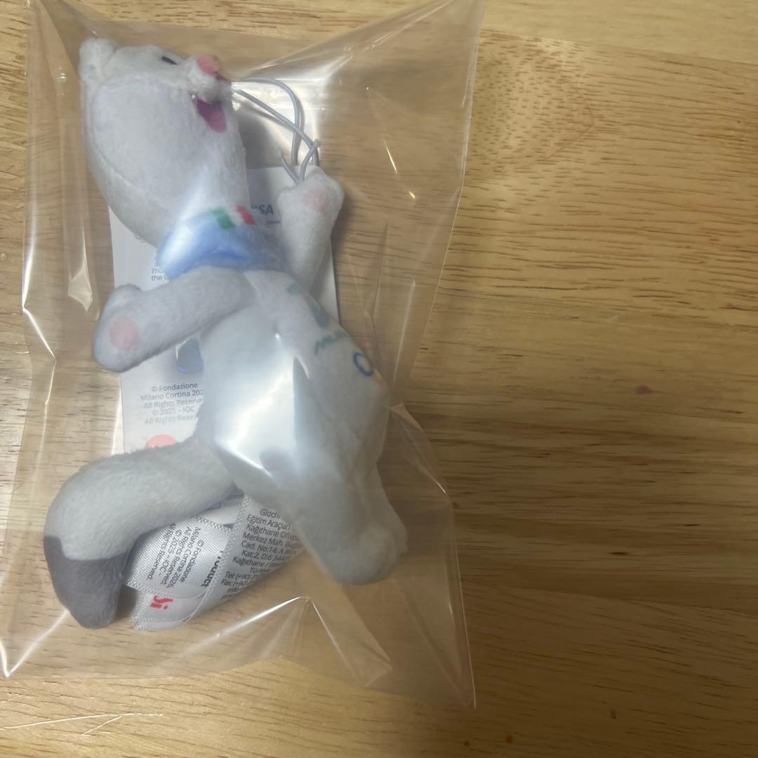 ミラノ・コルティナ2026 マスコット Tina