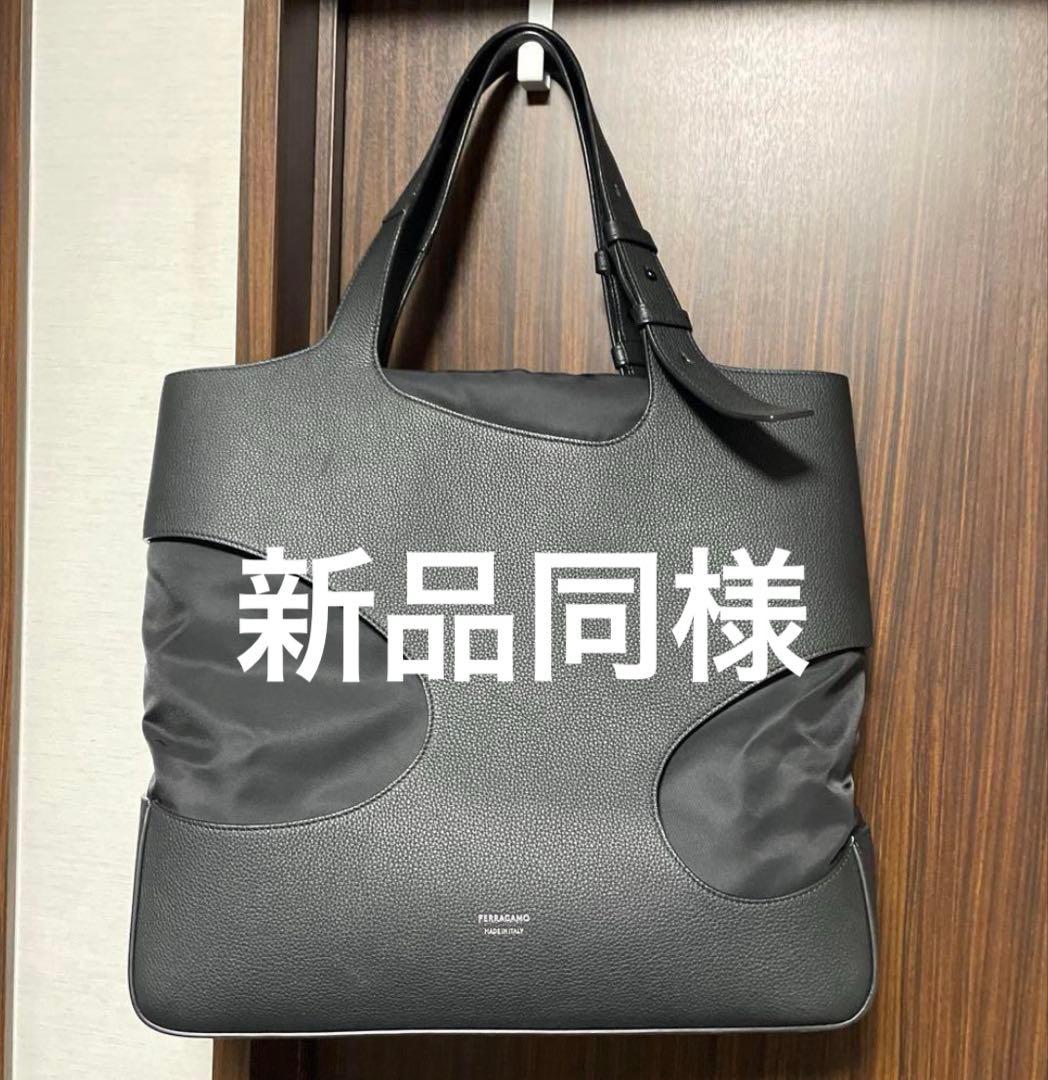 美品★FERRAGAMO フェラガモ　黒　通勤にA4可　 レザー トートバッグ