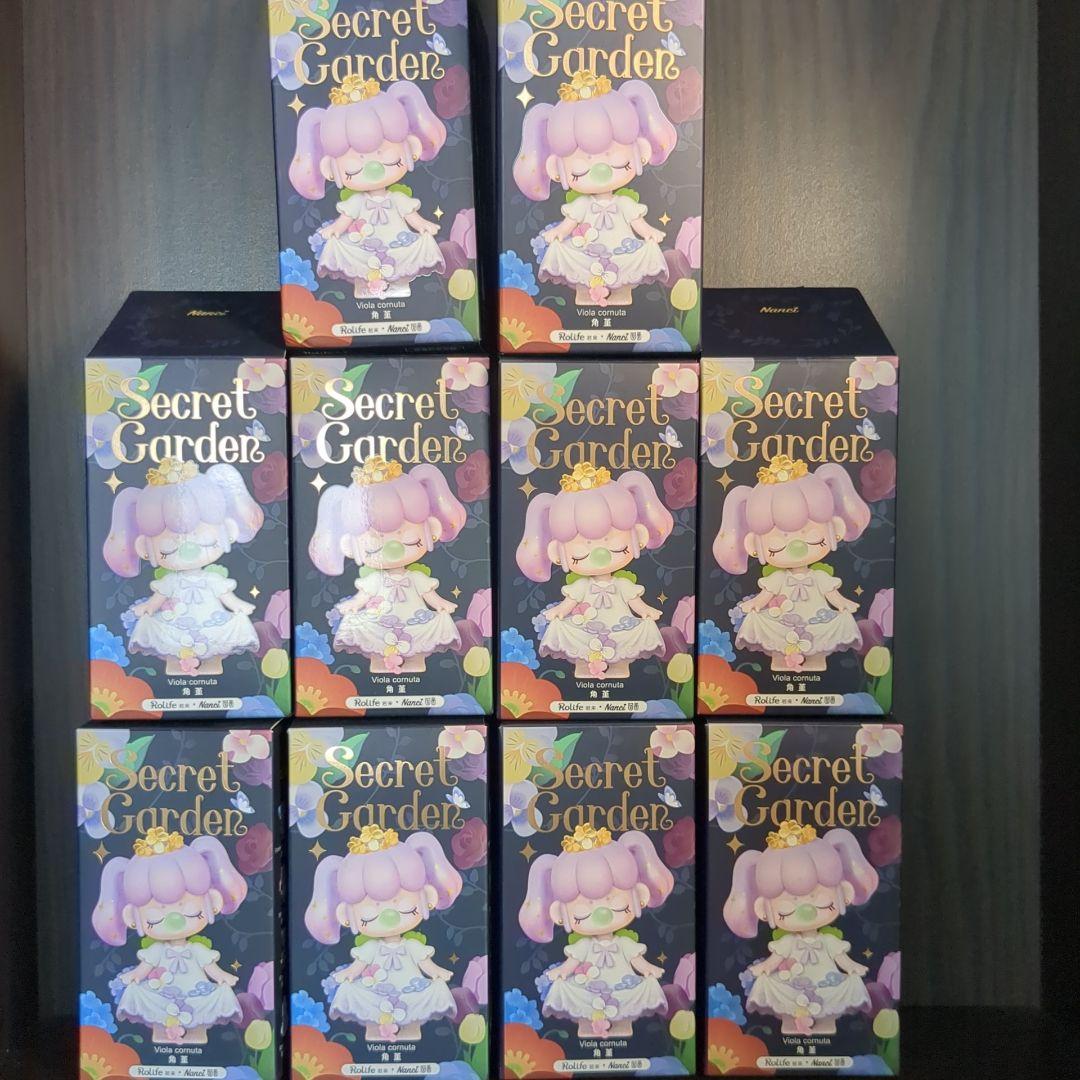 Nanci(ナンシー) Secret Garden Smug gardener