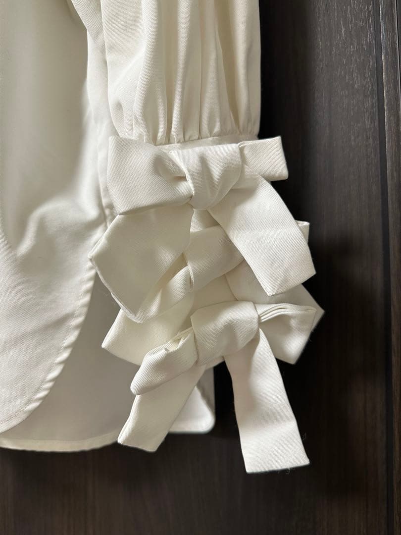 yori リボンカフスブラウス 34サイズ - メルカリ