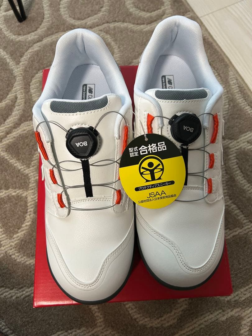 New Balance Boston 安全靴 ホワイト/オレンジ