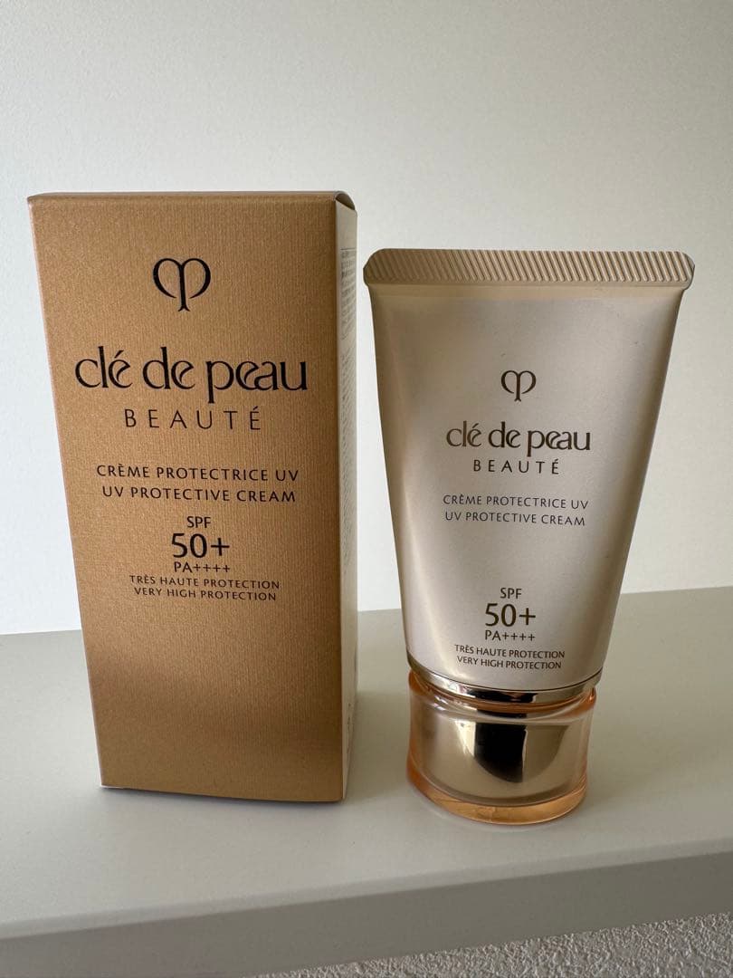 クレドポーボーテ クレームUVn 日焼け止めクリーム（顔 からだ用）