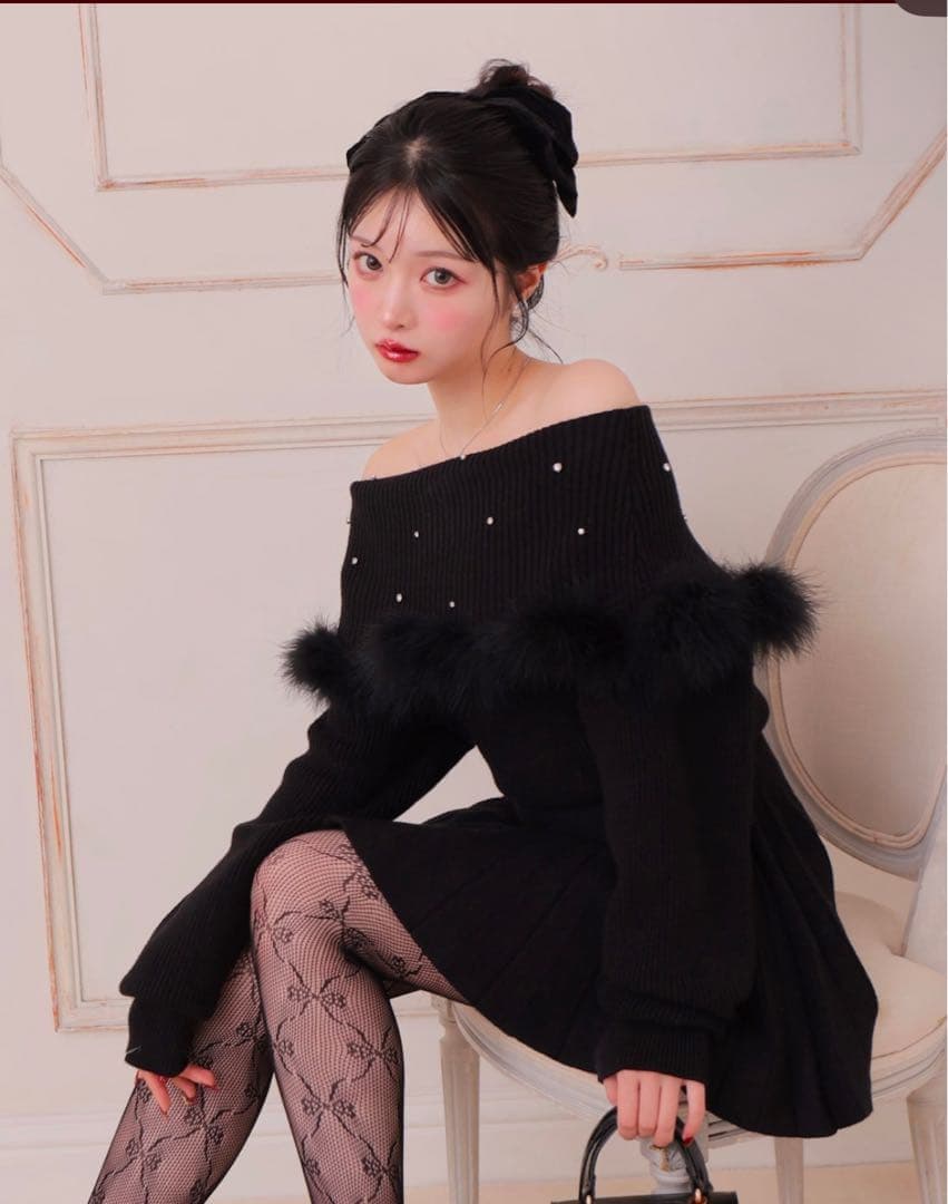 エムミーエメオフショルダー ニットセーター 黒