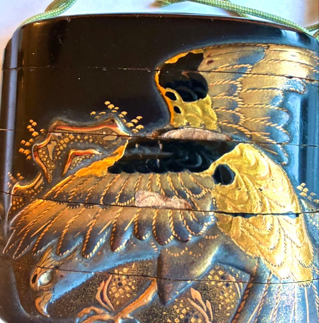 時代物 猿鷹図高蒔絵印籠