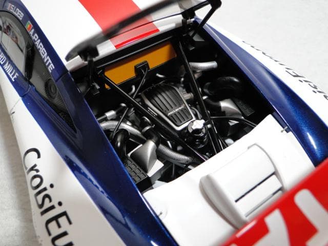 オートアート 1/18 マクラーレン12C-GT3 FIA-GT アンテナ欠品 トミカ