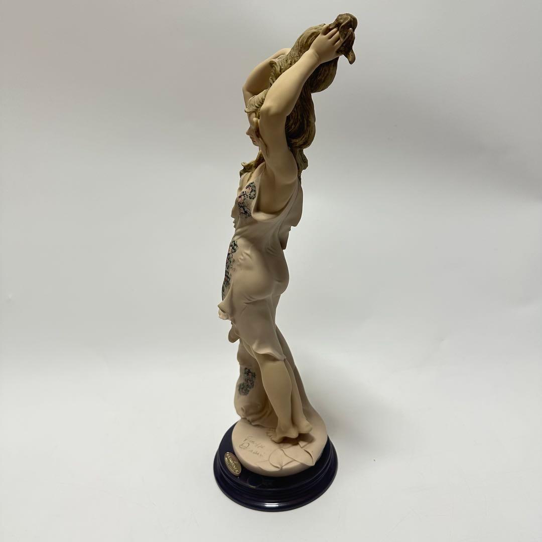 ジョゼッペ アルマーニ フローレンス ドマン 陶器 置物 - メルカリ