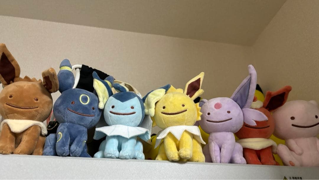 へんしん！メタモンぬいぐるみ ブイズセット（ミュウおまけ） - メルカリ