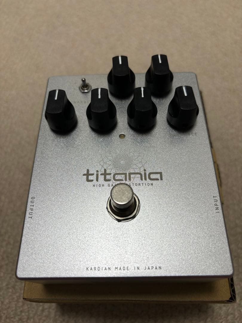 KarDiaN titania 初期型