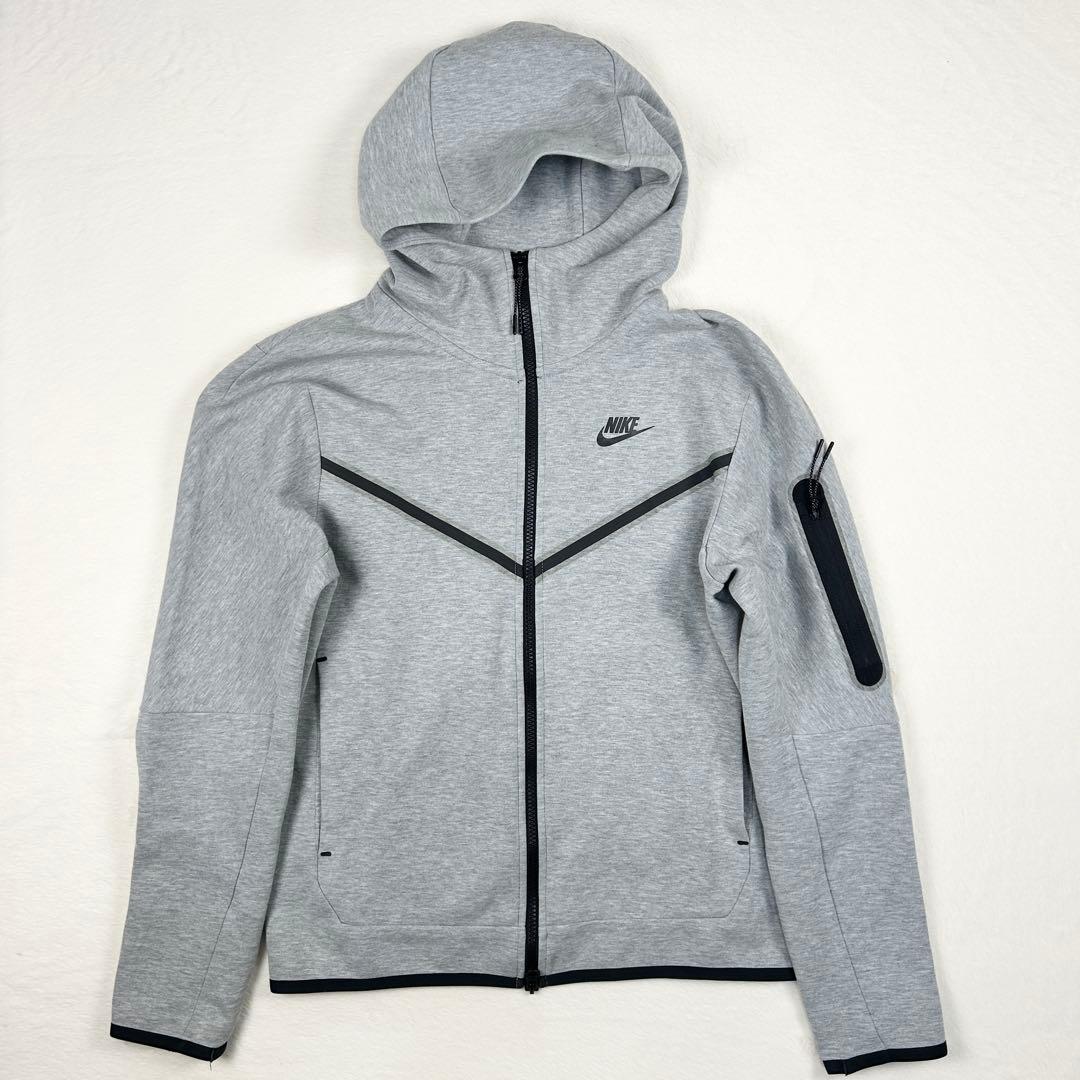 b1608【NIKE】パーカー　TECH FLEECE FULLZIP　グレー NIKE NIKE Tech Fullzip Windrunner Parka｜OSHMAN'S ONLINE 公式通販
