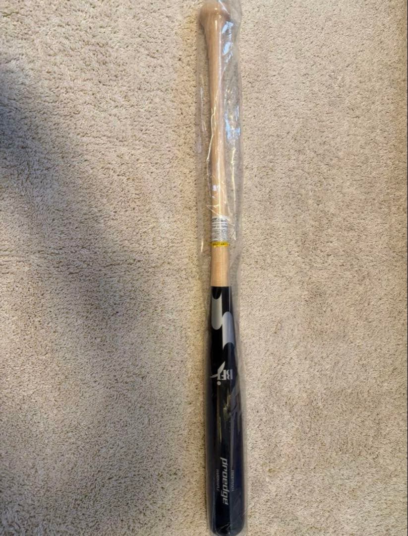 SSK硬式木製オーダーバット坂本選手型定価31000円未使用品　値下げ相談可能❗️ 野球 エスエスケイ プロエッジ バット 坂本モデル 金本モデル 硬式木製