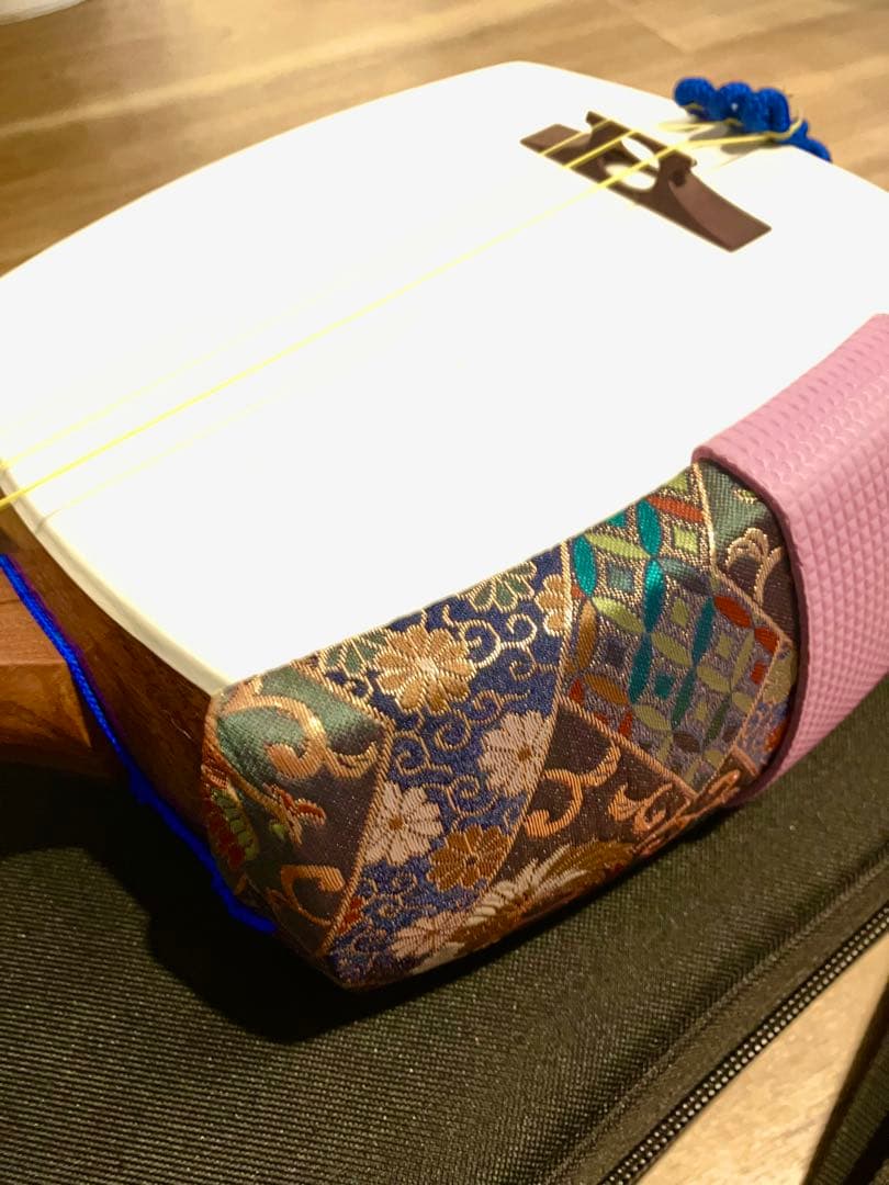 三味線本体 和柄装飾 ケース付き
