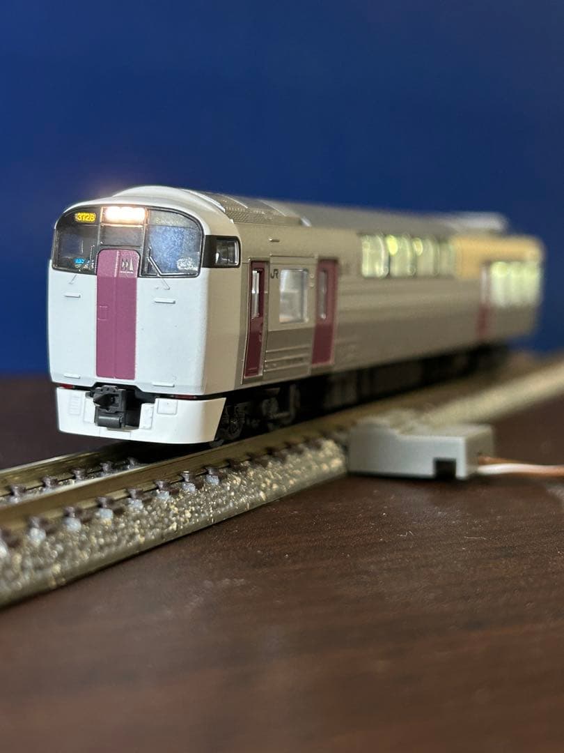 TOMIX 215系 フル編成 室内灯付 - メルカリ