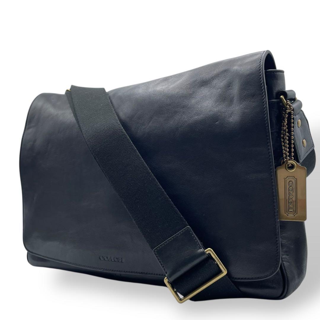 極美品 コーチ 大容量 メッセンジャーバッグ ブリーカー クーリエ レザー 黒