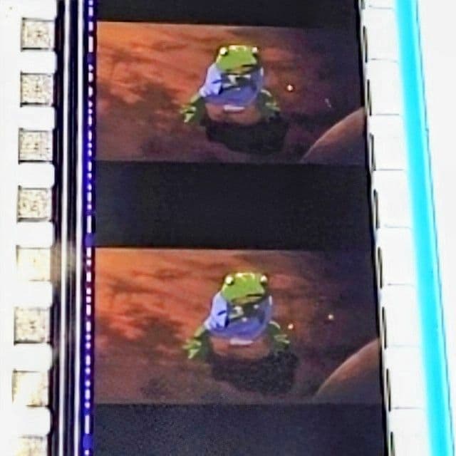 4.【千と千尋の神隠し】ジブリ展フィルムブックマーカー