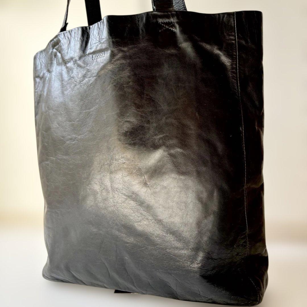 エムゼロエイトファイブワン m0851 アニリン レザー トートバッグ ブラック m0851 - エムゼロエイトファイブワン m0851 アニリン レザー トート