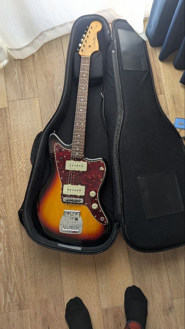 FENDER ジャズマスター サンバーストMIJ fenderジャズマスターサンバースト