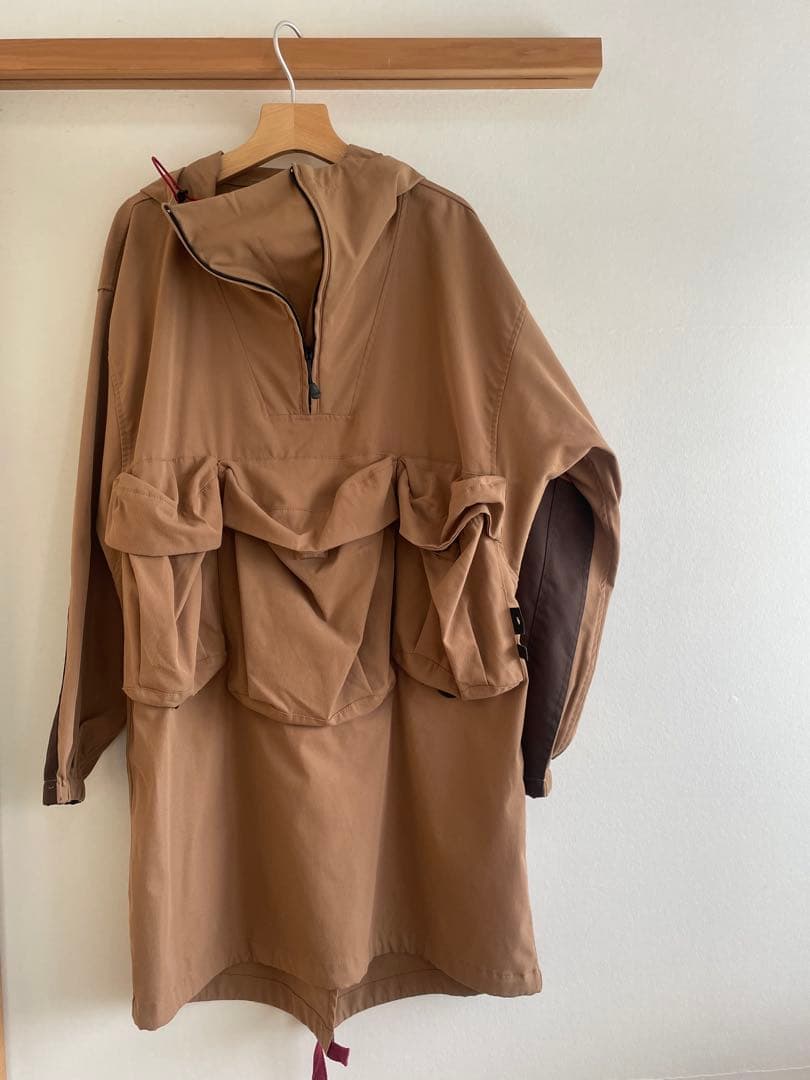 peak の大きなポケットのアウター