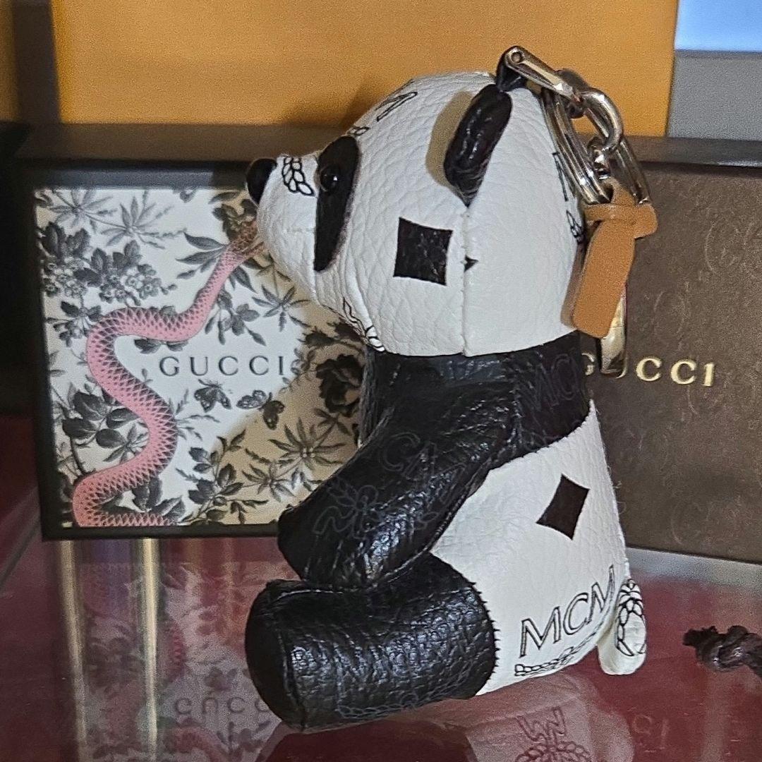 MCM エムシーエム パンダ チャーム バッグチャーム キーホルダー