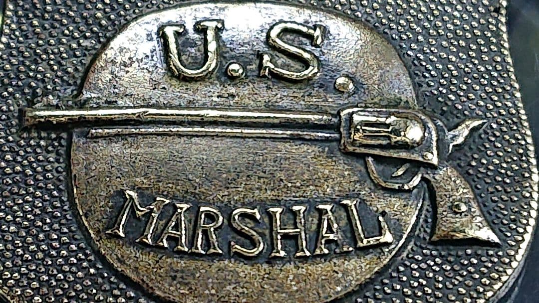 7.極希少【米、連邦保安官局 U.S.Marshals[USMS]】旧バッジ