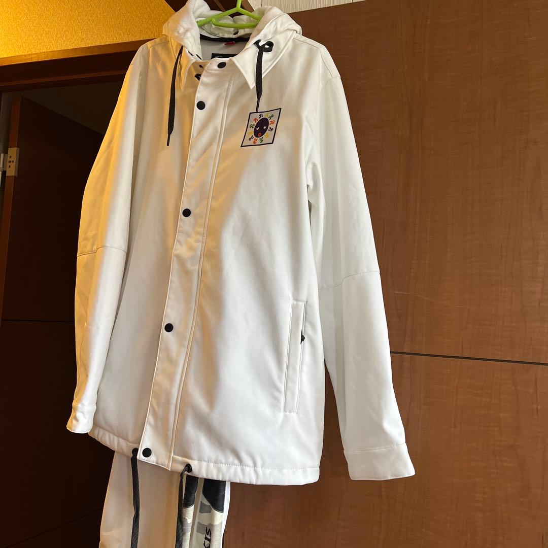 スノボウェア 686ホワイトジャケットとパンツセット