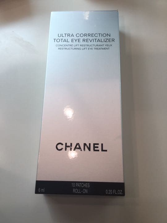 未使用 CHANEL シャネル アイセラム