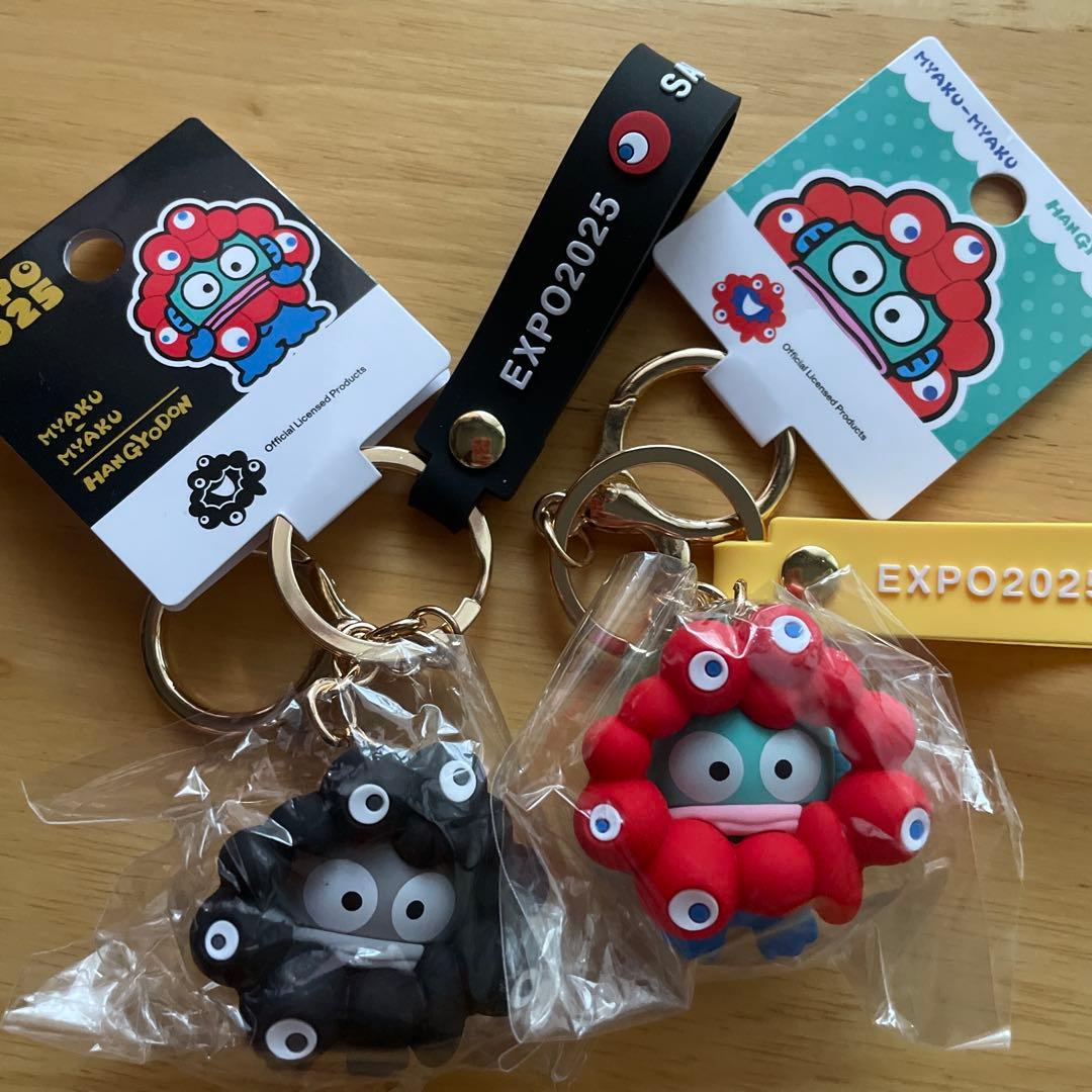 超レア商品です！　ハンギョドン　黒　ミャクミャク　サンリオ　ラバーストラップ