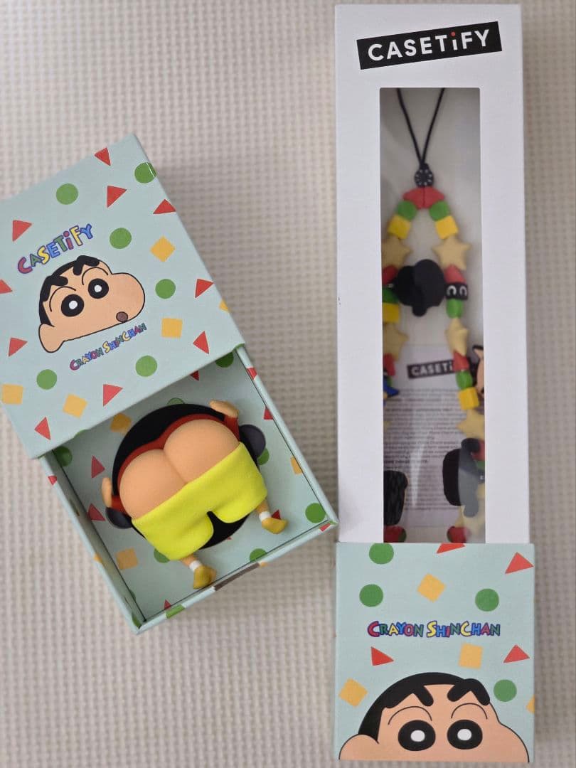 CASETiFY クレヨンしんちゃん コレクティブルグリップスタンド、ストラップ