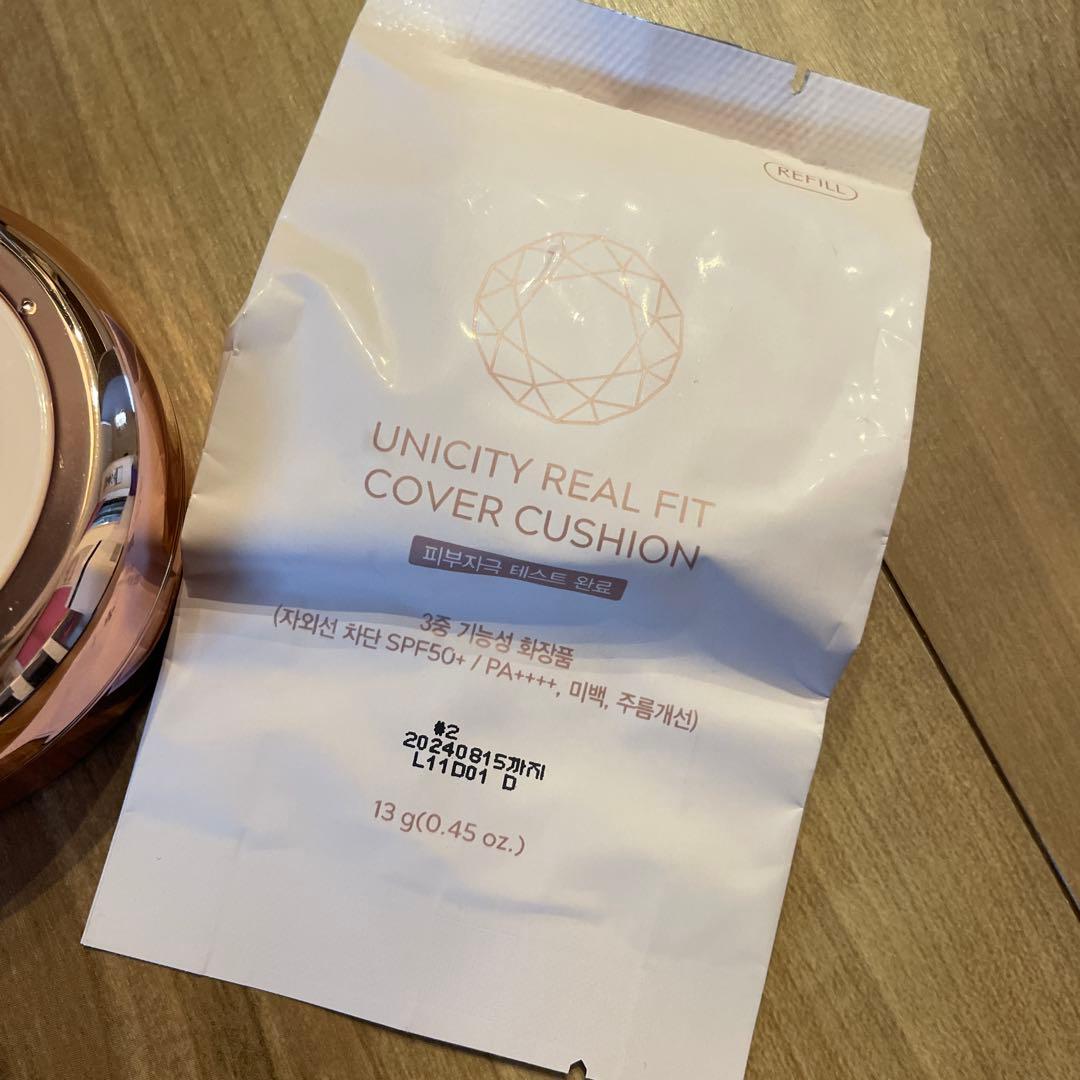 UNICITY REAL FIT COVER CUSHION - メルカリ