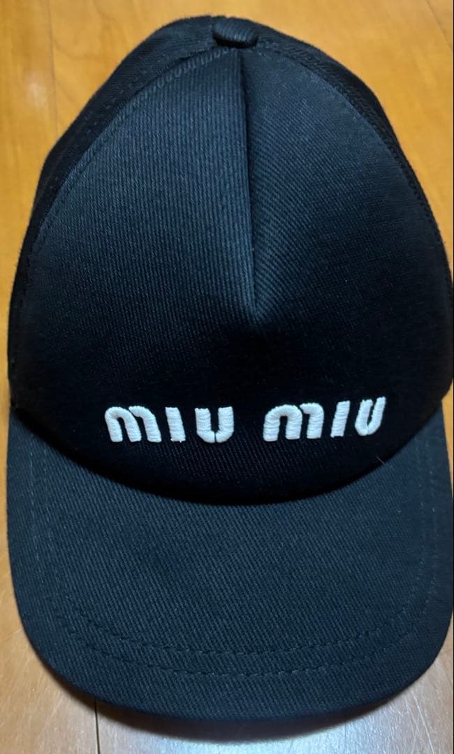 【美品】miu miu ブラック ベースボールキャップ S ミュウミュウ