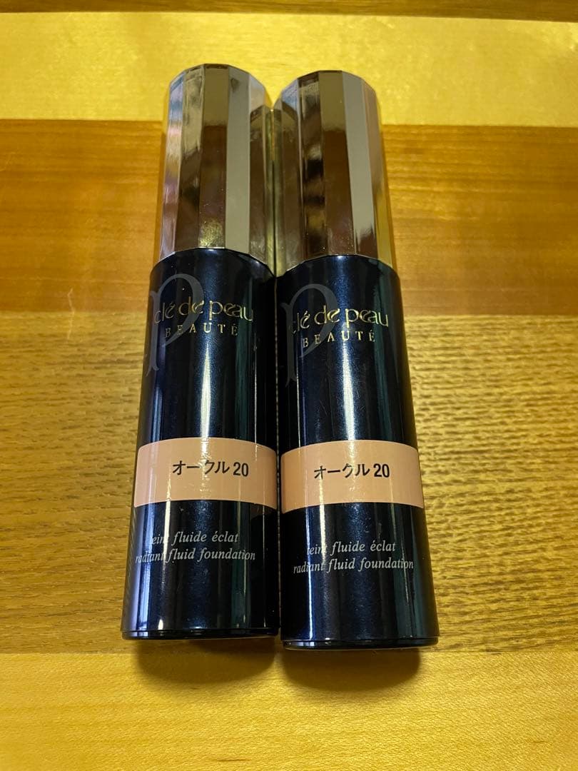 クレドポーボーテ　タンフリュイドエクラ オークル20 新品未使用　2本セット