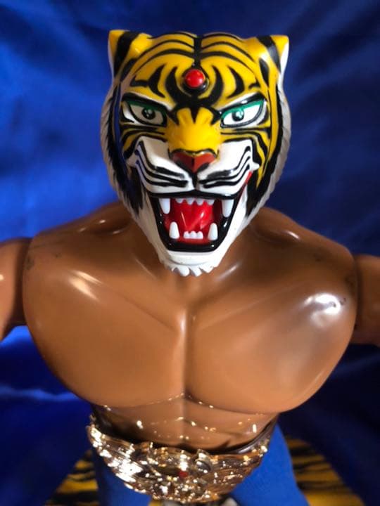 無敵の覆面王者！！タイガーマスク二世！！見参！！フィギュア 超合金