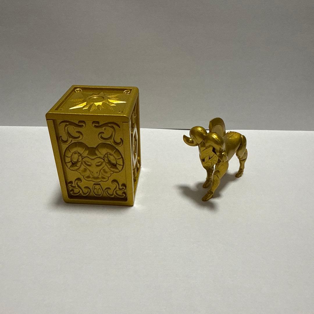 黄金聖衣コレクション　全種セット 002_l.jpg