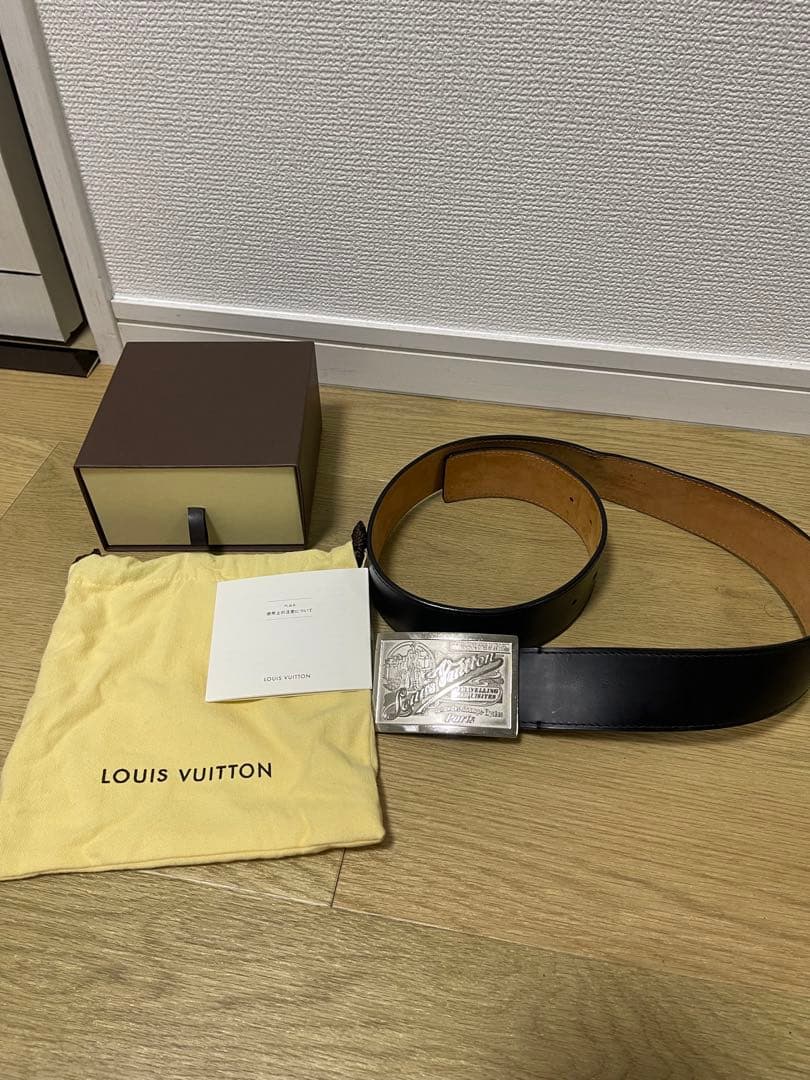 【最終価格】超絶カッコ良い　ルイ・ヴィトン ブラック ベルト ルイ・ヴィトン ベルト・LV ピラミッド 40mm M0607V | UpperTime