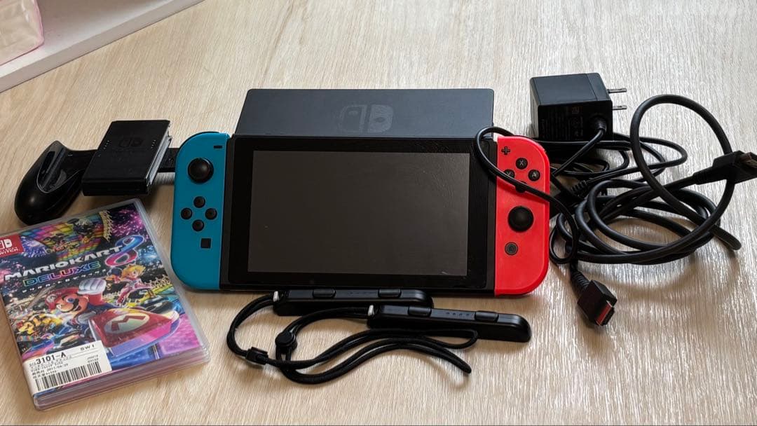 断*!様 任天堂Switch本体 青と赤 Joy-Con➕マリオカート8セット割