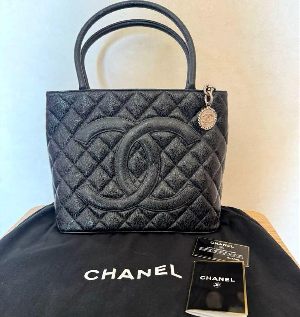 シャネル 復刻トート キャビアスキン シルバー金具 - メルカリ