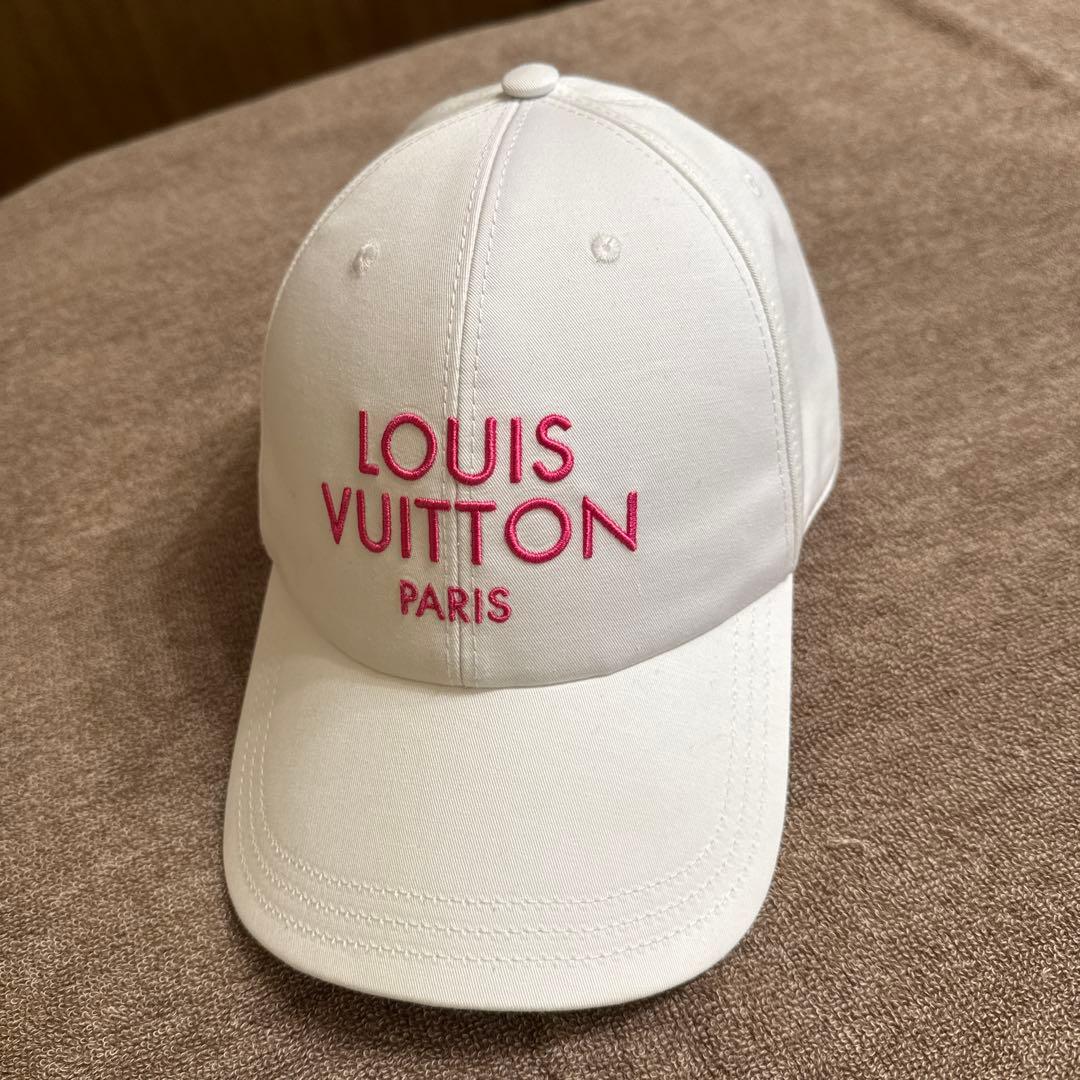 LOUIS VUITTON PARIS ベースボールキャップ