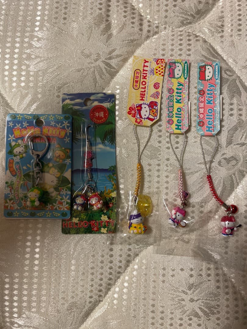 沖縄限定　ハローキティ ストラップセット
