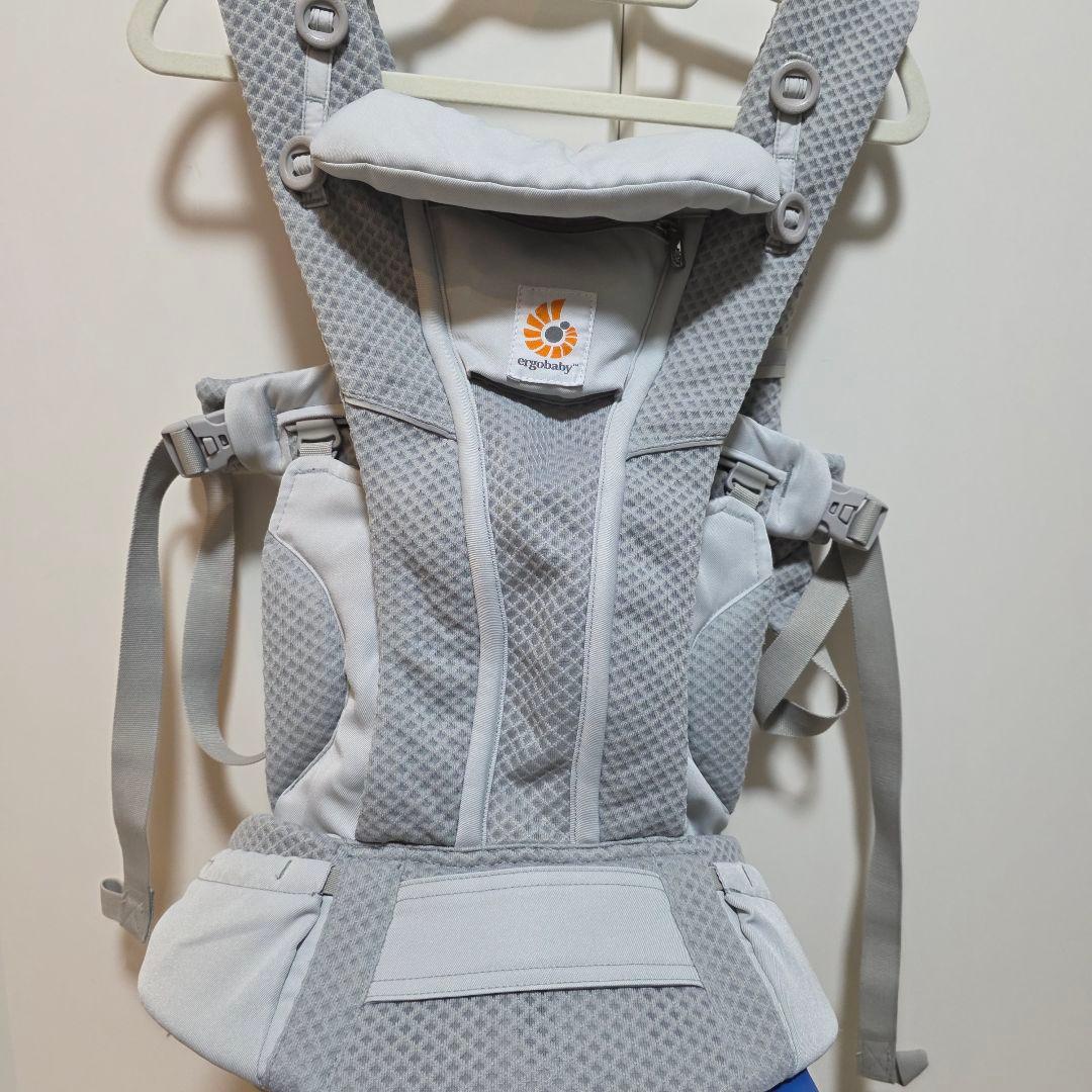 【ポーチ未使用】エルゴ ergobaby OMNI breeze 抱っこ紐