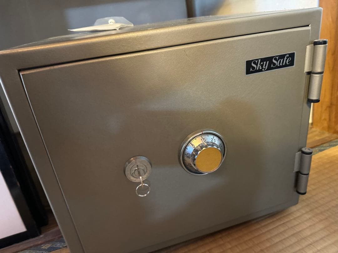 Sky Safe スカイセーフ 中型金庫 ダイヤルロック付き 耐火金庫 SkySafe スカイセーフ金庫 鍵開け | 鍵屋ブログ