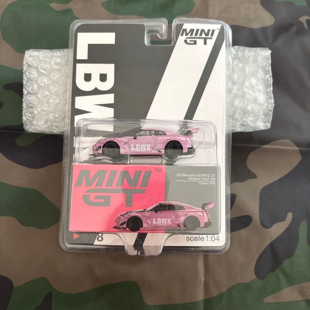 MiNiGT 418 LBシルエットワークス　35GT-RR パッションピンク