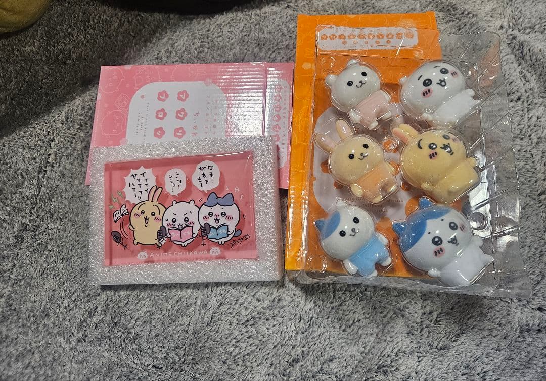 ちいかわ 初回豪華版特典 アクリルブロック フロッキーフィギュア 2点