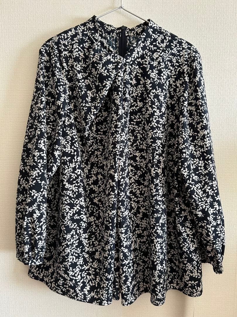 まる【新品タグ付き】23区　ブラウス　長袖　花柄　ブラック 楽天市場】【全品MAX1,500円OFFクーポン】M/Lサイズ 2WAYヴィンテージ