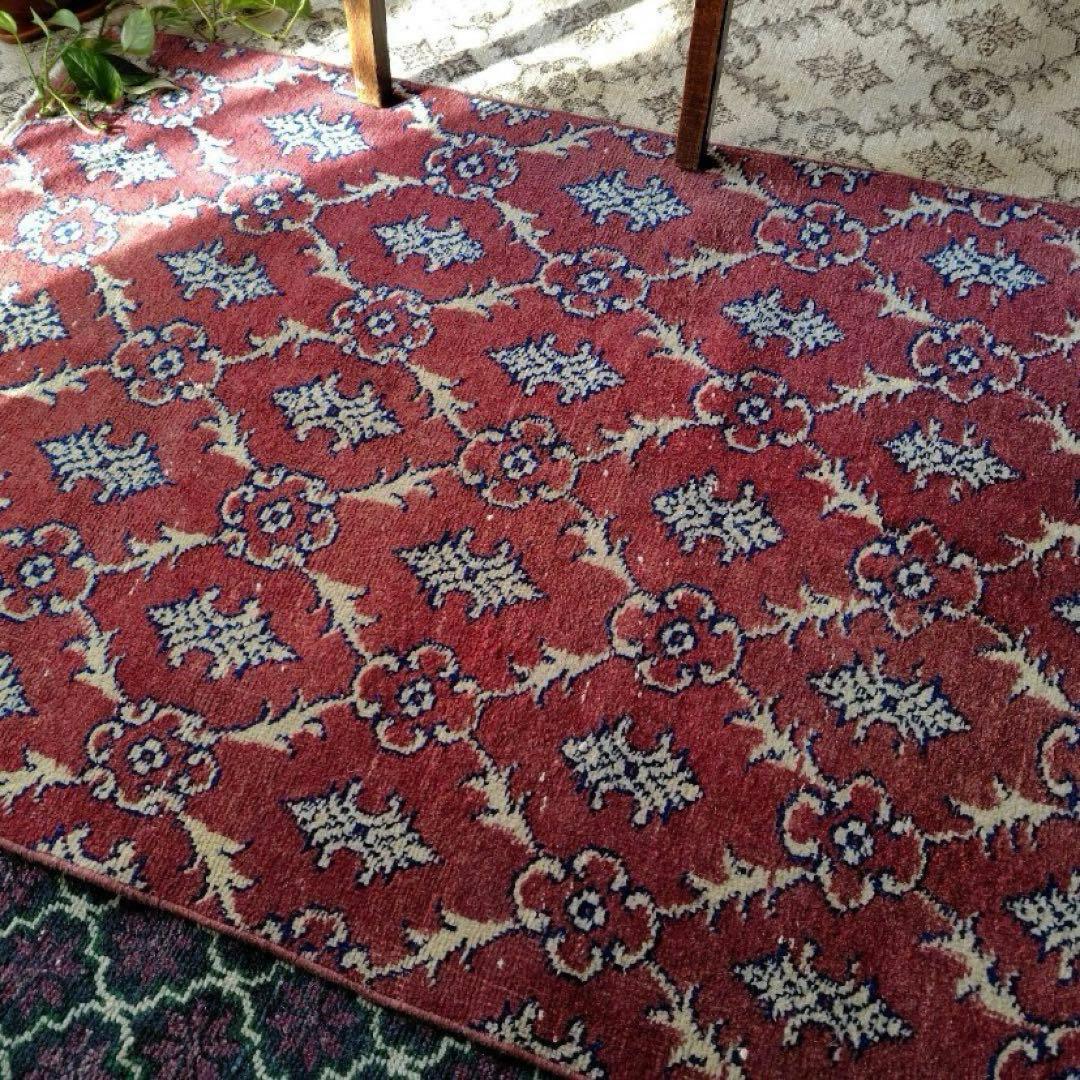 【人気の紋章柄】83×157 トルコヴィンテージラグ