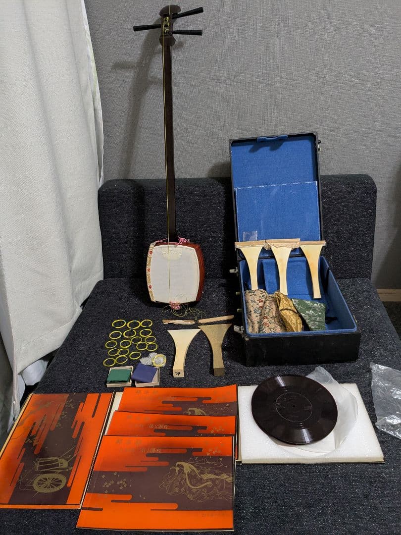 三味線 三つ折り本体と付属品セット　コスプレ　楽器