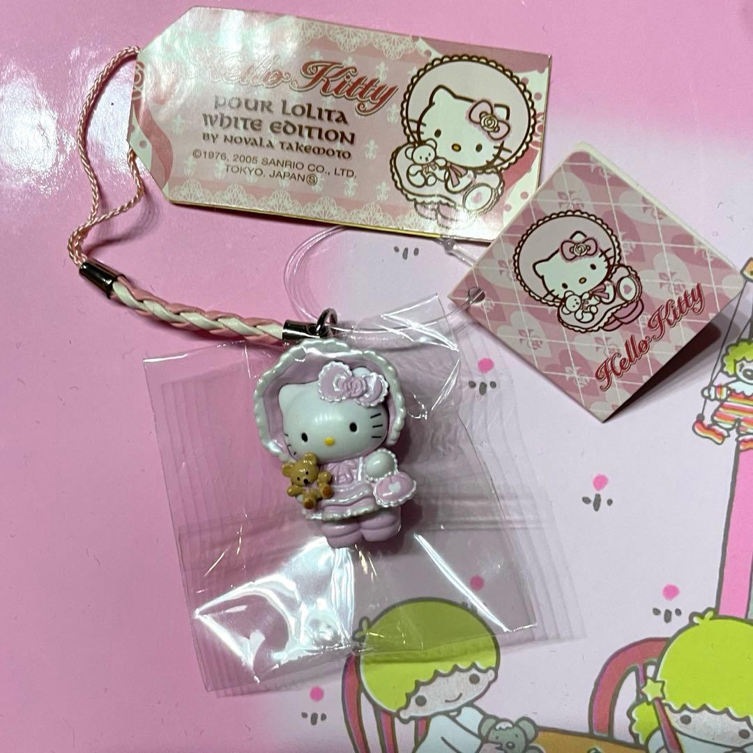 ハローキティ　嶽本野ばらコラボ　ロリータ　根付け