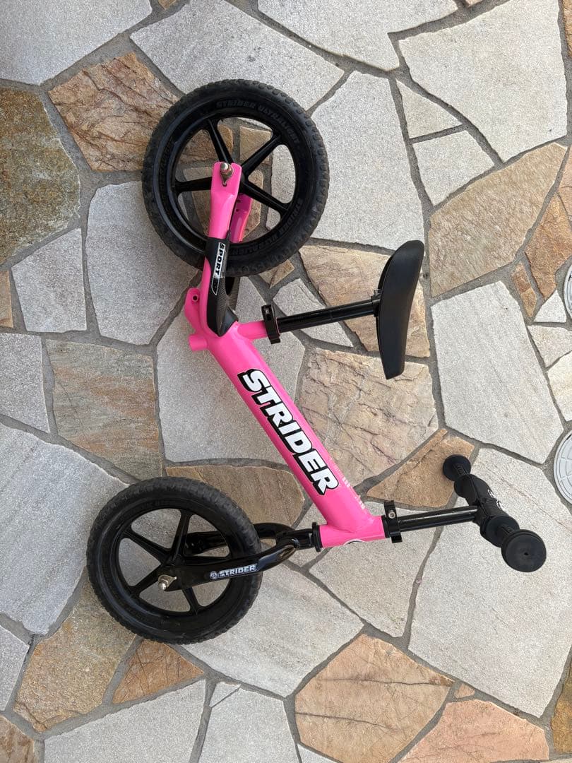 STRIDER スポーツ 12インチ ピンク バランスバイク - メルカリ